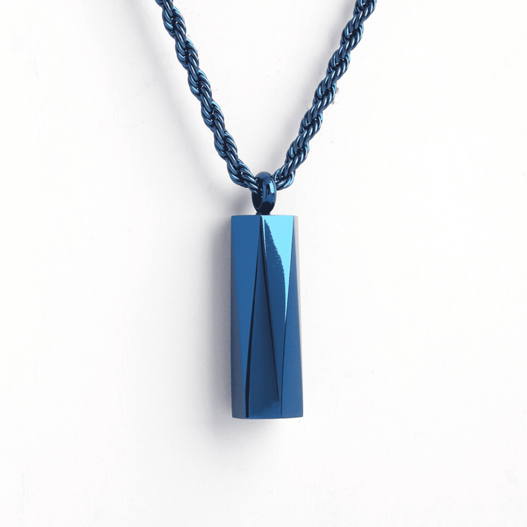 UG Collar Pentagonal Azul